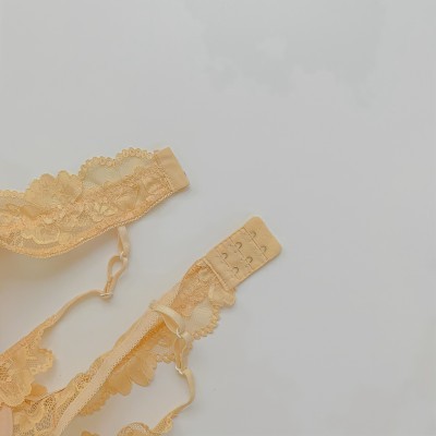 Set đồ lót gọng vai cánh tiên nude đính cúc