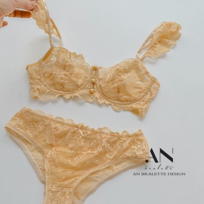 Set đồ lót gọng vai cánh tiên nude đính cúc