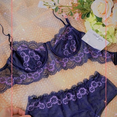 Set đồ lót gọng màu tím hoa xanh