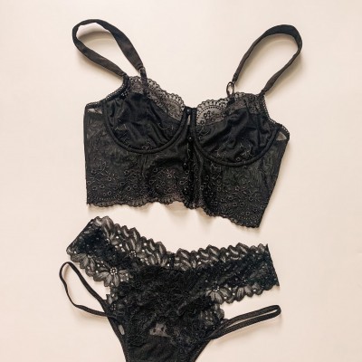 Áo corset vai lụa đính cúc đen