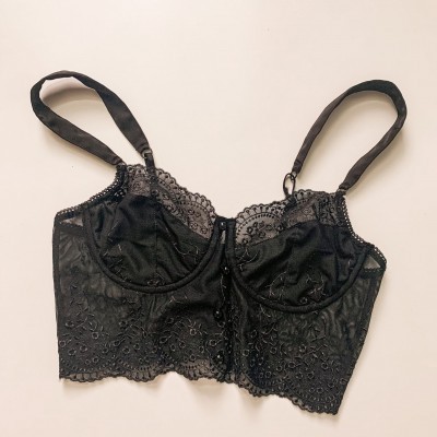 Áo corset vai lụa đính cúc đen