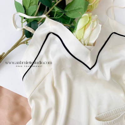 Bộ ngủ lụa cộc hai dây màu be sữa