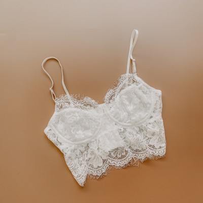 Áo corset ren mi trắng bản dài