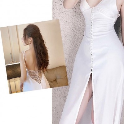 Váy lụa hai dây cúc ngọc trai
